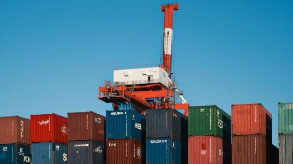 科元网 特朗普称8月1日起实施新关税 最高税率或达70%